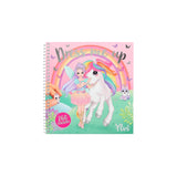 Ylvi Dress Me Up stickerboek