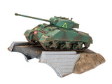 REVELL Diorama Sherman Firefly
