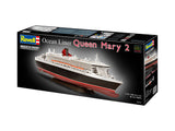 REVELL 1:700 Queen Mary 2