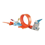 Hot wheels action loop stunt