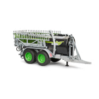 Bruder Fliegl aanhanger met vat en injectie