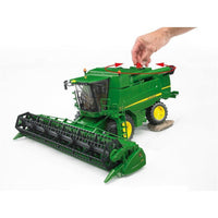 Bruder John Deere Combine