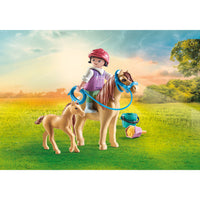 71498 Kind met pony en v PLAYM
