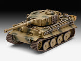 REVELL 03262 PzKpfw VI Ausf H Tiger 01