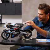 Lego Technic 42130 BMW M1000 RR